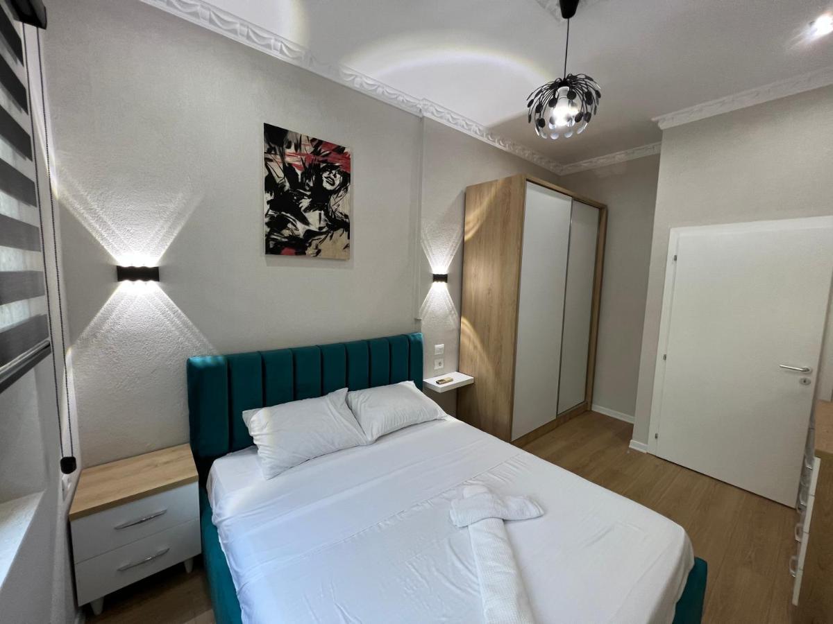 Leti Apartaments 21 Dhjetori Sc 티라나 외부 사진